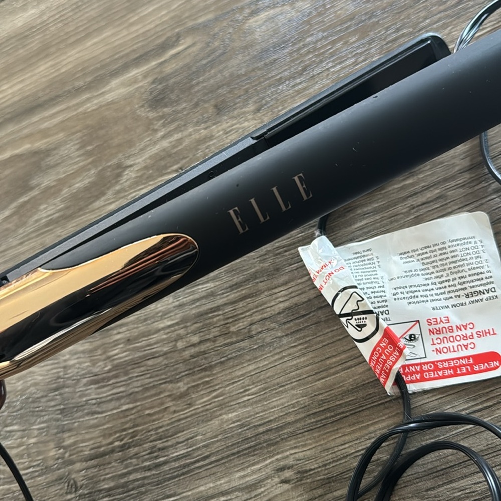 ELLE HAIR STRAIGHTENER - Picture 3 of 9